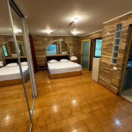 Sea Breeze - 3br , 200m From Apartment Constanta